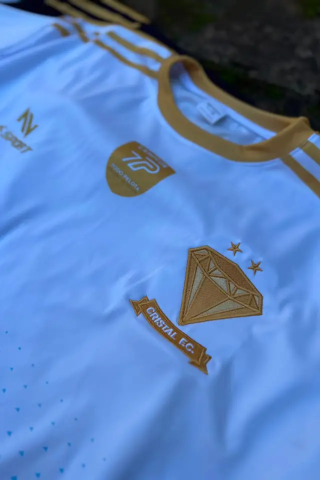 Escudos deportivos — Escudos aplicados